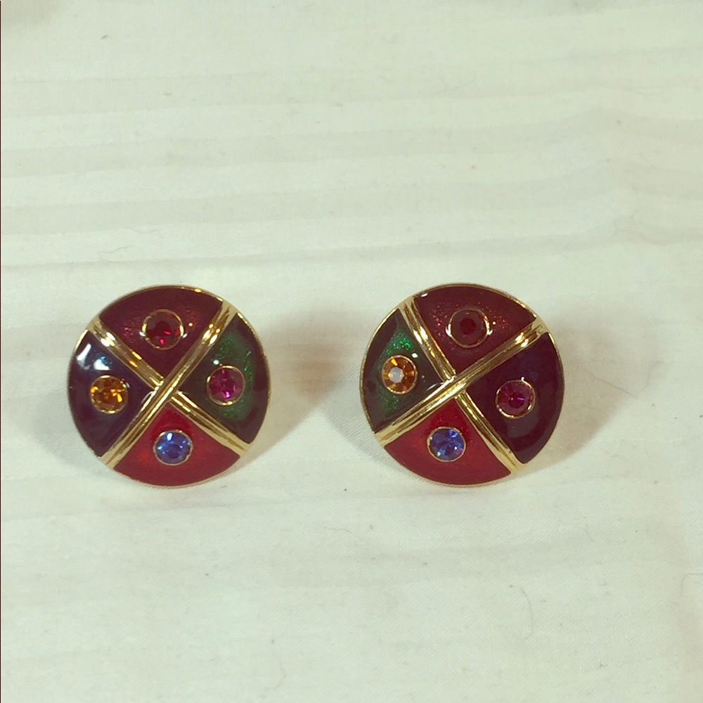 Woman’s lacquered earrings
